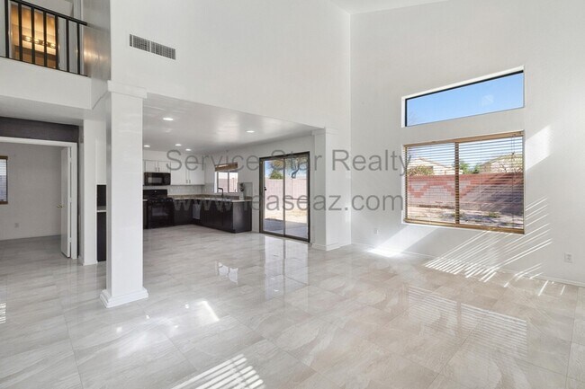 11006 W Mountain View Dr Avondale, AZ 85323 photo 5