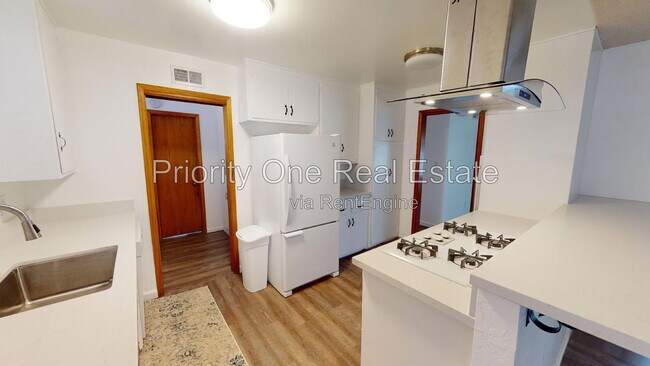 3649 Antiem St San Diego, CA 92111 photo 4