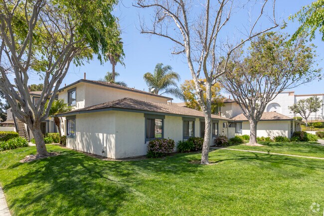 4222 Tiberon Dr Oceanside, CA 92056 photo 4