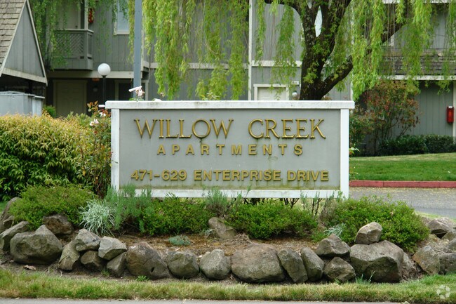 Willow photo 5