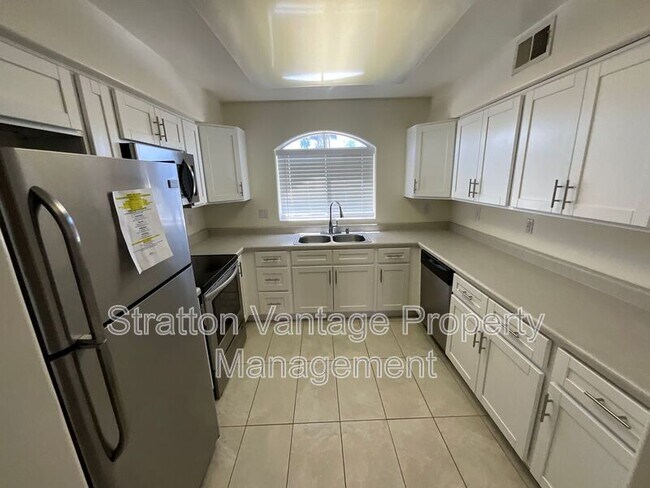 10401 N 52nd St Paradise Valley, AZ 85253 photo 5