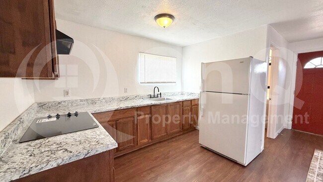 1209 W Indianola Ave Phoenix, AZ 85013 photo 4