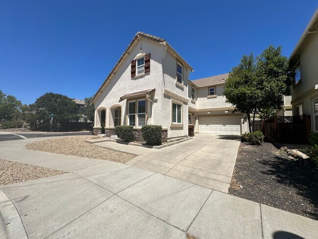 2397 Tamalpais Ave Brentwood, CA 94513 photo 2