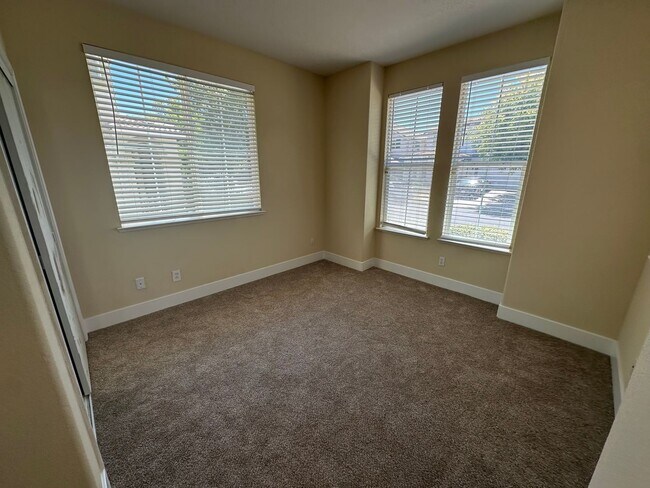 2397 Tamalpais Ave Brentwood, CA 94513 photo 5