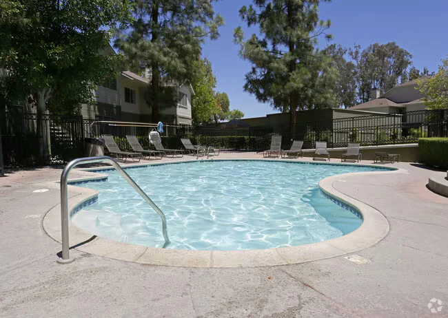 Vintage View Apartments