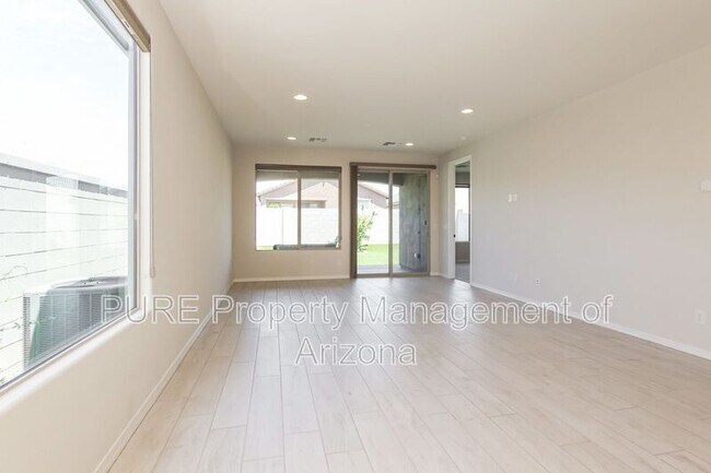 17568 W Missouri Ave Litchfield Park, AZ 85340 photo 4