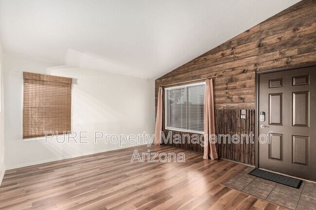 9039 E Fox St Mesa, AZ 85207 photo 2