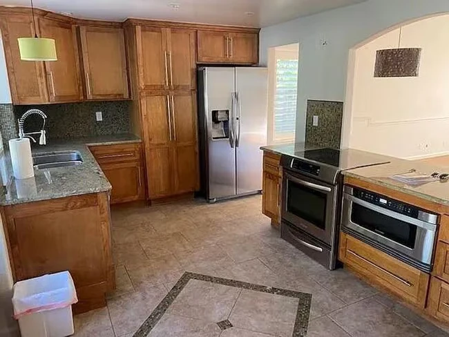 711 Oak Burl Ln Encinitas, CA 92024 photo 4