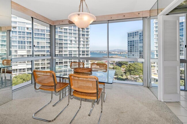 1780 Avenida Del Mundo Coronado, CA 92118 photo 2