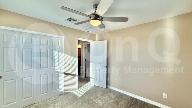 43265 N Plum St San Tan Valley, AZ 85140 photo 3