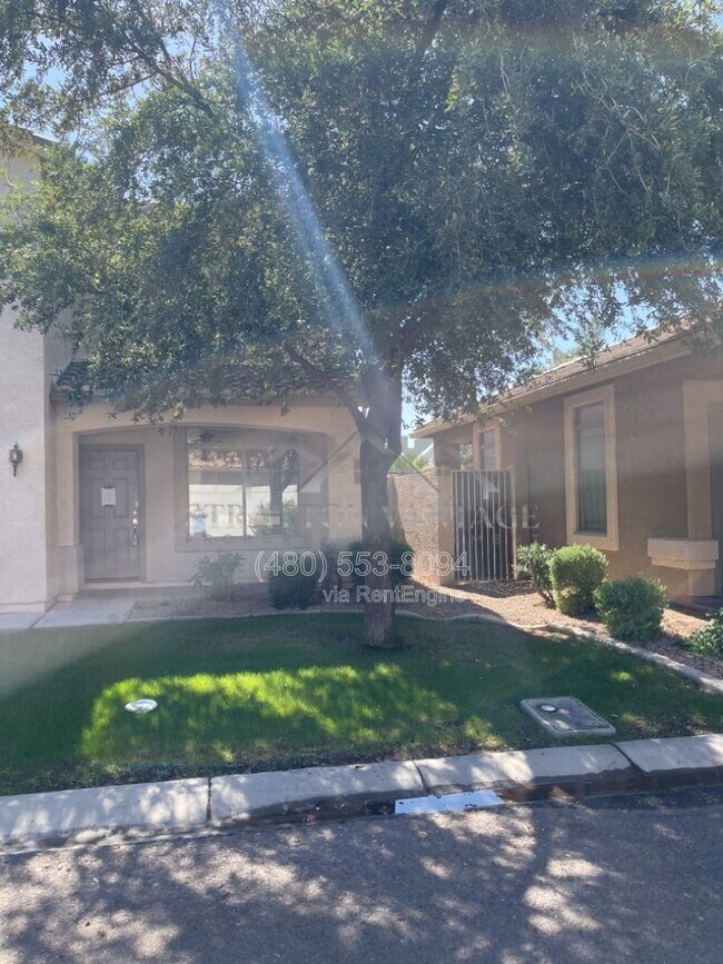 1327 E Weatherby Way Chandler, AZ 85286 photo 2