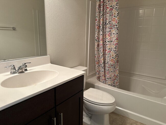2221 Gibbons St Hayward, CA 94541 photo 2