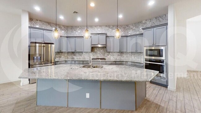 25718 N 20th Ave Phoenix, AZ 85085 photo 2