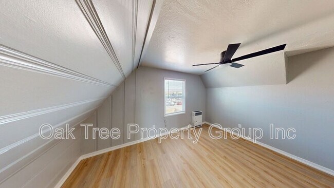 3619-3619 San Leandro St Oakland, CA 94601 photo 2