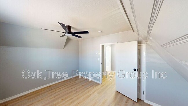 3619-3619 San Leandro St Oakland, CA 94601 photo 4