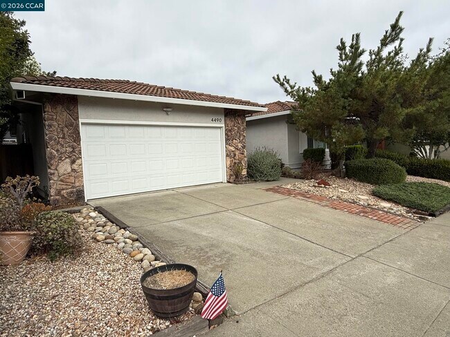 4490 Leatherwood Ct Concord, CA 94521 photo 2
