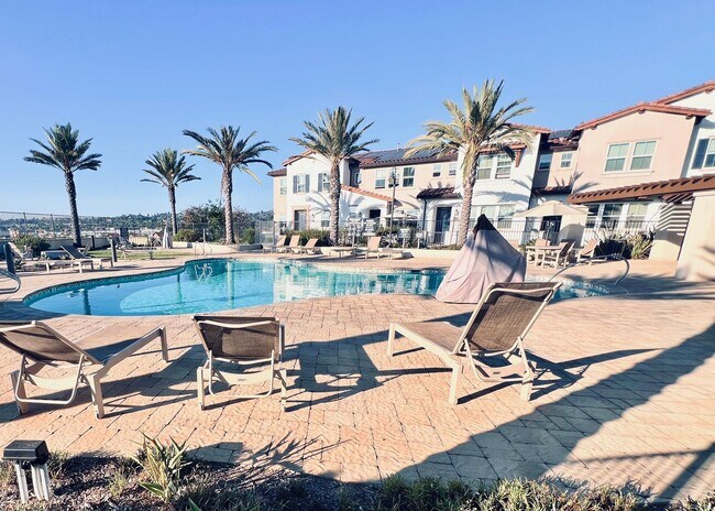 1192 Delpy View Point Vista, CA 92084 photo 3