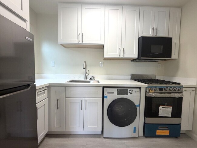 259 Ramona St Palo Alto, CA 94301 photo 4