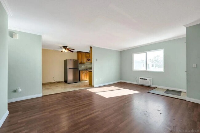 4451 35th St San Diego, CA 92116 photo 4