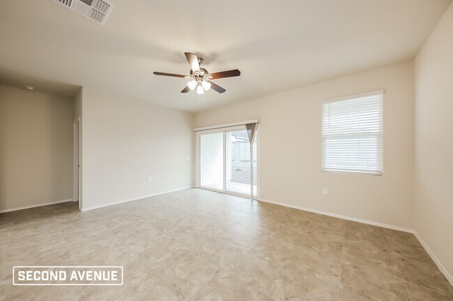 18458 W Faye Way Surprise, AZ 85387 photo 5