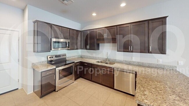 18777 N 43rd Ave Glendale, AZ 85308 photo 3