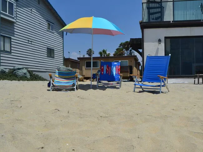 676 Seacoast Dr Imperial Beach, CA 91932