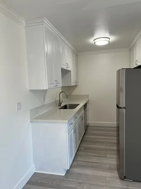 676 Seacoast Dr Imperial Beach, CA 91932 photo 4