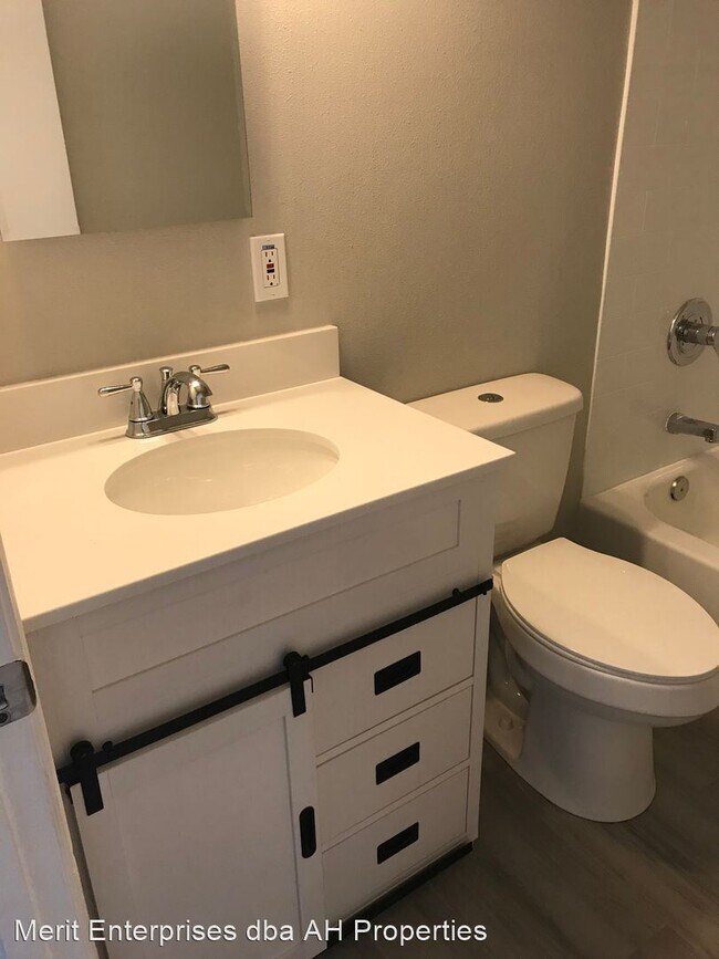 907 N Grand Mesa, AZ 85201 photo 4