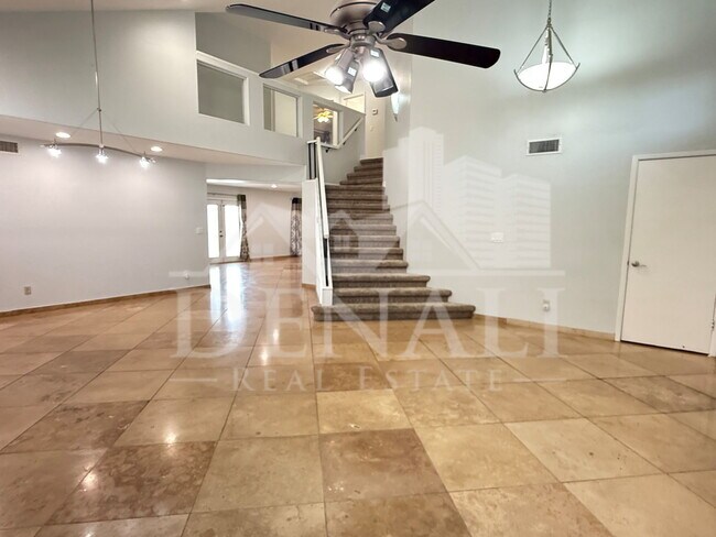 18220 N 45th St Phoenix, AZ 85032 photo 4