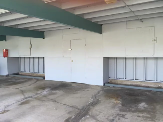 1591 Lago St San Mateo, CA 94403 photo 4