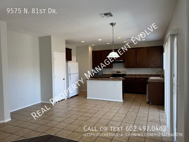 9575 N 81st Dr Peoria, AZ 85345 photo 5