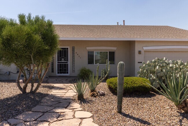 6821 E Palm Ln Scottsdale, AZ 85257