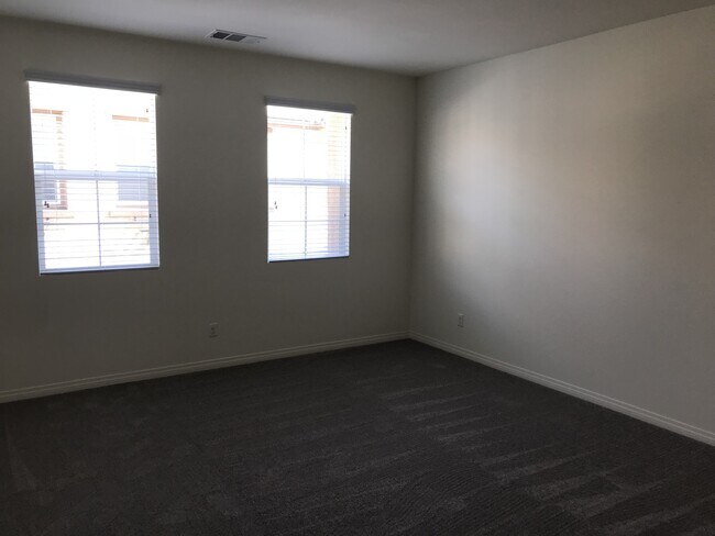 40431 Calle Real Murrieta, CA 92563 photo 3