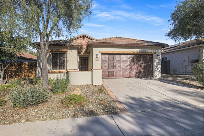 1622 W Big Oak St Phoenix, AZ 85085 photo 3