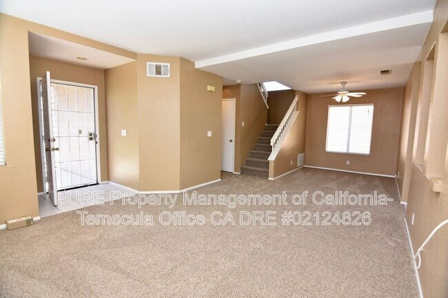 45356 Escalante Ct Temecula, CA 92592 photo 3