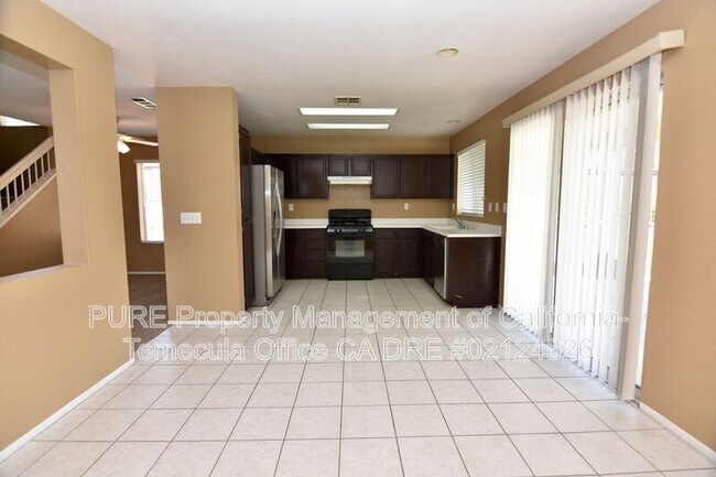 45356 Escalante Ct Temecula, CA 92592 photo 5