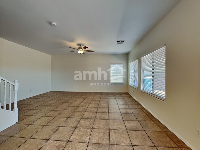 3529 W Glass Ln Phoenix, AZ 85041 photo 5