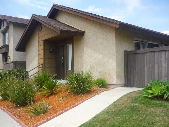 2415 Adirondack Row San Diego, CA 92139