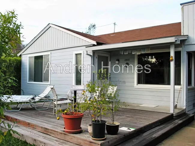 1841 Alice St unit B