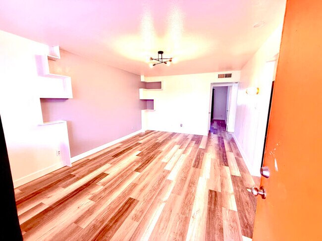 919 E Ocotillo Rd photo 5