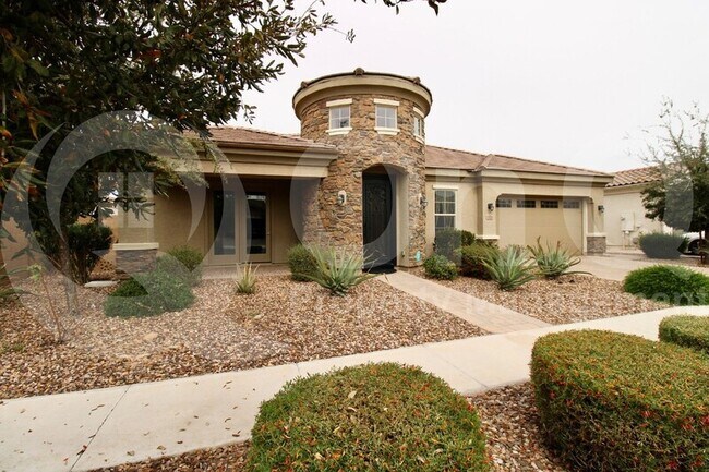 1830 E Aster Pl Chandler, AZ 85286 photo 2