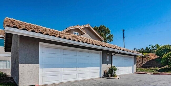 1370 Palomar Pl Vista, CA 92084 photo 3