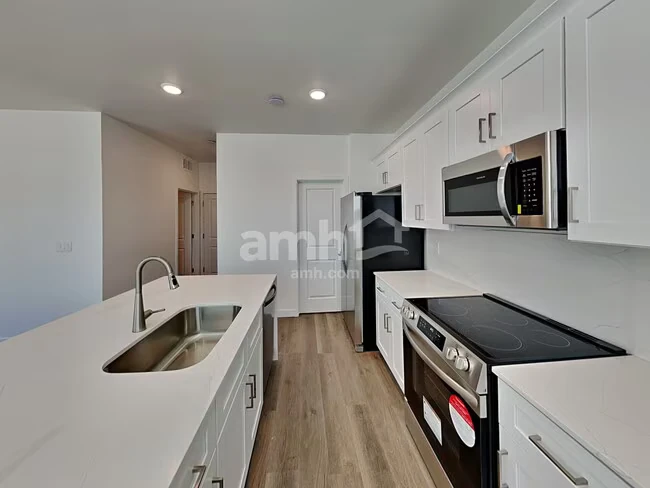 25764 N 184th Dr Surprise, AZ 85387 photo 2