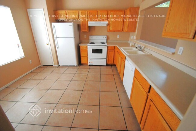 8416 W Monterey Way Phoenix, AZ 85037 photo 3