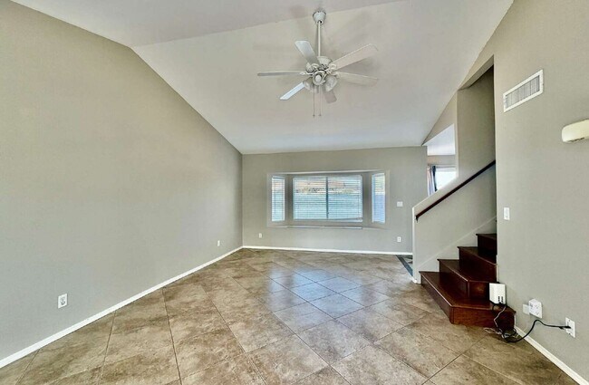 3506 E Montreal Pl photo 4