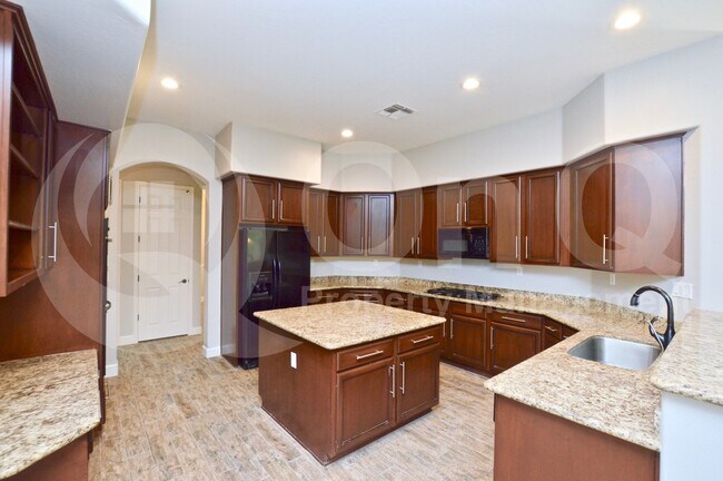 1601 S Karen Dr Chandler, AZ 85286 photo 3