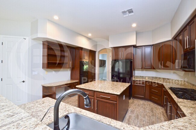 1601 S Karen Dr Chandler, AZ 85286 photo 5