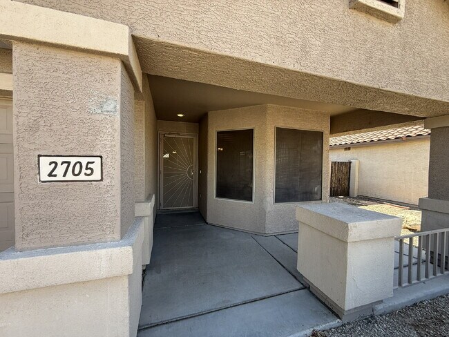 2705 N 109th Ave Avondale, AZ 85392 photo 2