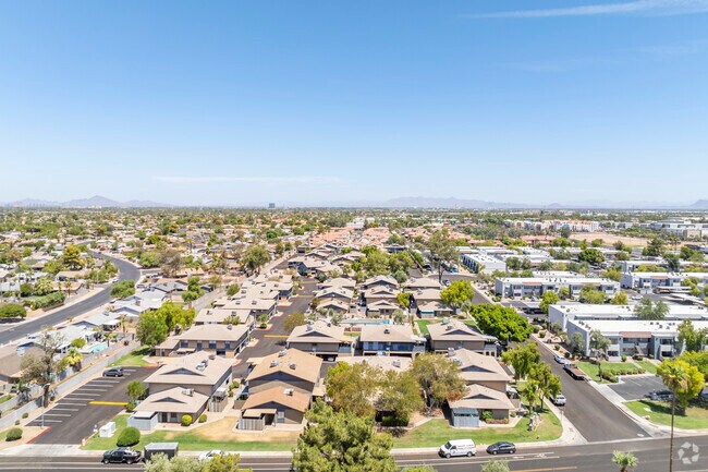 Chandler Meadows photo 4
