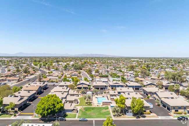 Chandler Meadows photo 5